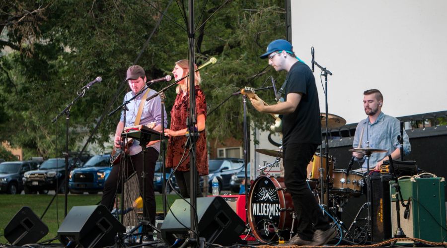 Golden band, Wildermiss, playing during 2021 Movies & Music in the Park