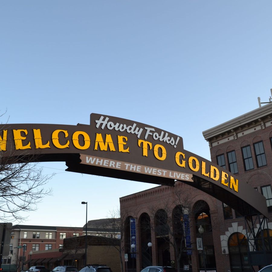 view of the Golden Arch on Washington Avenue